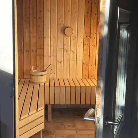 Lichtdurchflutete Loft Im Herzen Der Uckermark Apartment Niederdorla